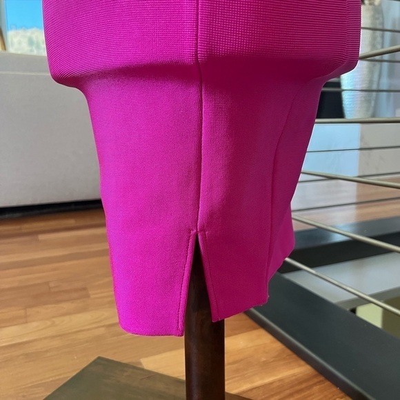 NWT NBD x Naven Donna Dress in Magenta - Picture 2 of 11